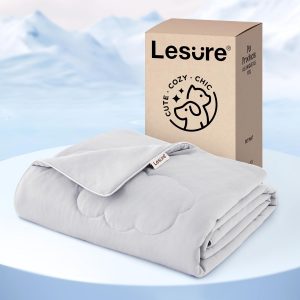 Premium cooling blanket
